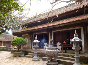 TayPhuong Pagoda - Thay Pagoda - Van Phuc Silk Village Tour full day TayPhuong Pagoda - Thay Pagoda - Van Phuc Silk Village Tour full day